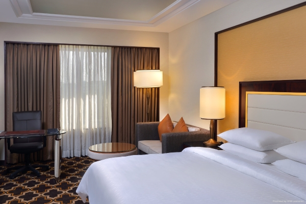 Sheraton Grand Pune Bund Garden Hotel